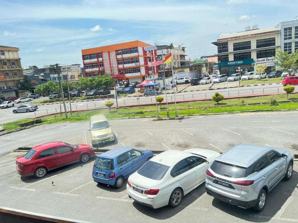 Mega Inn Sri Aman Simanggang Extérieur photo