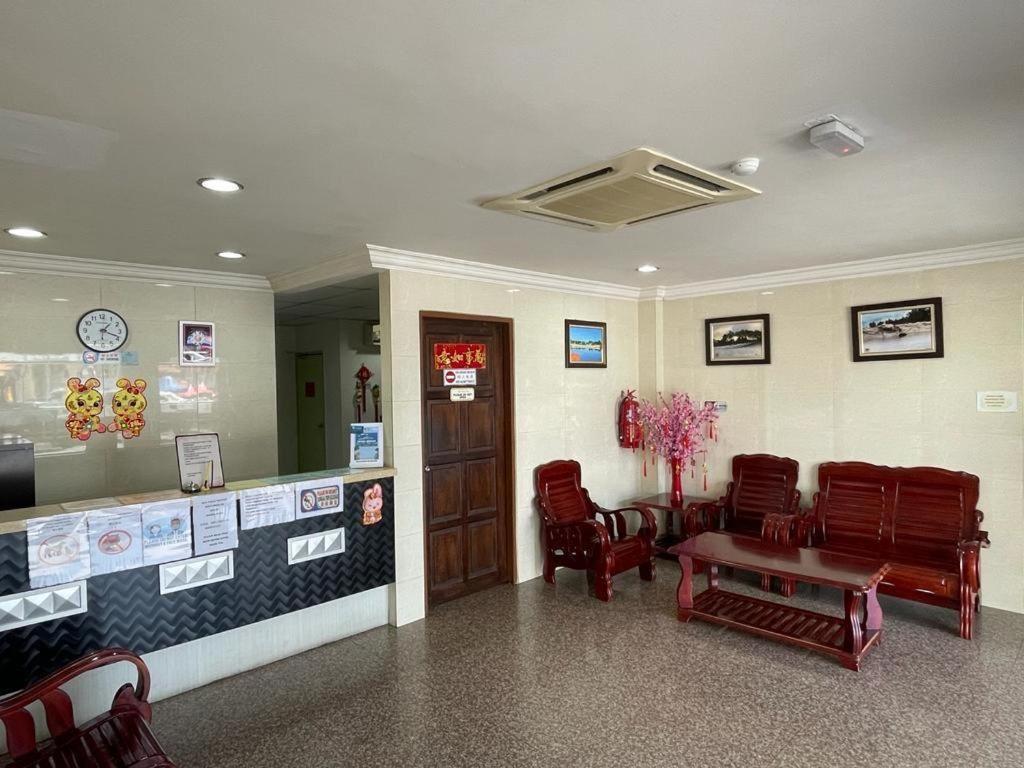 Mega Inn Sri Aman Simanggang Extérieur photo