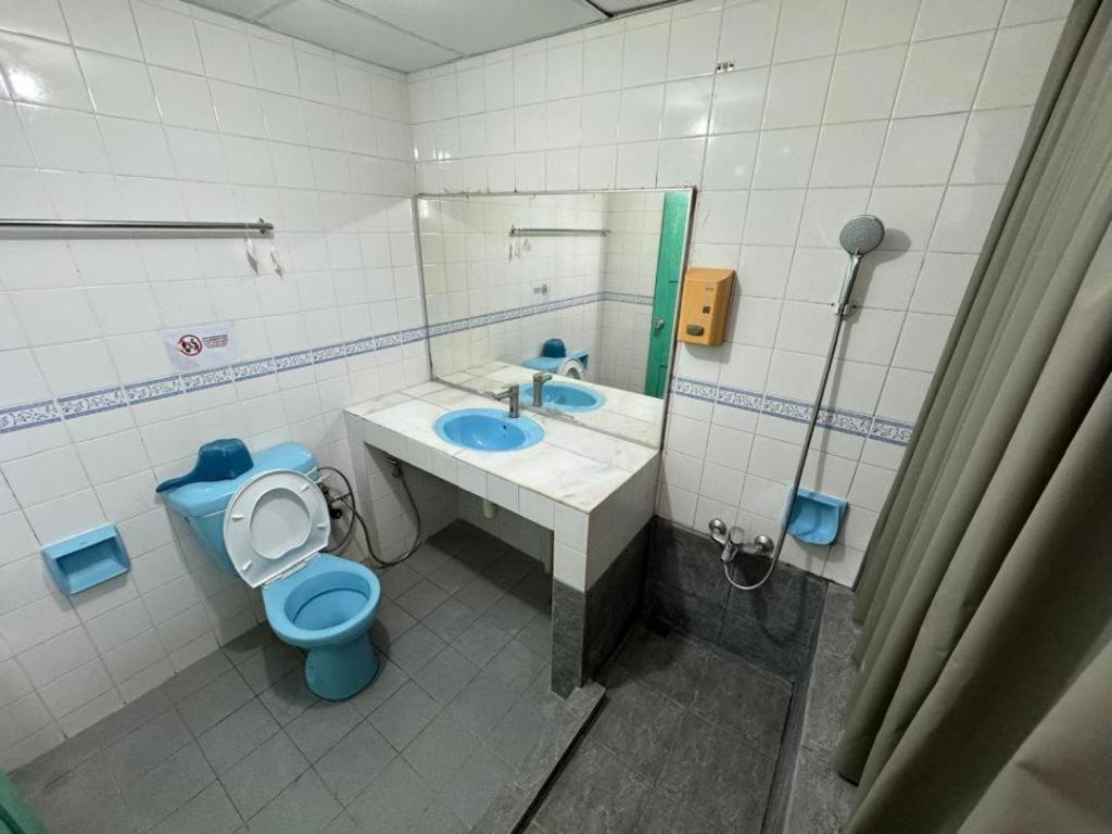 Mega Inn Sri Aman Simanggang Extérieur photo
